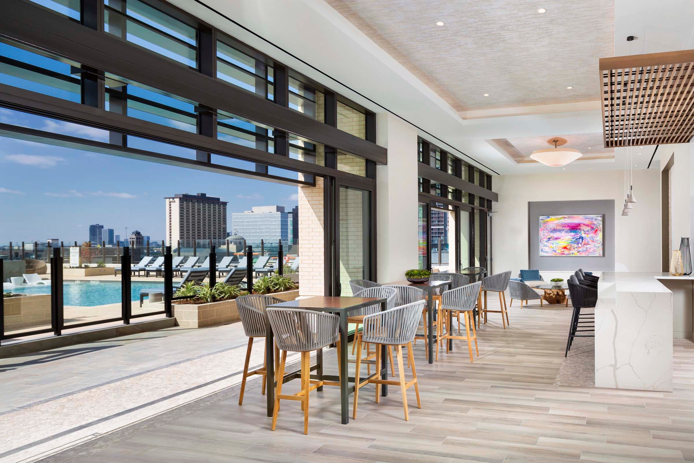 9th Floor Poolside Aqua Lounge