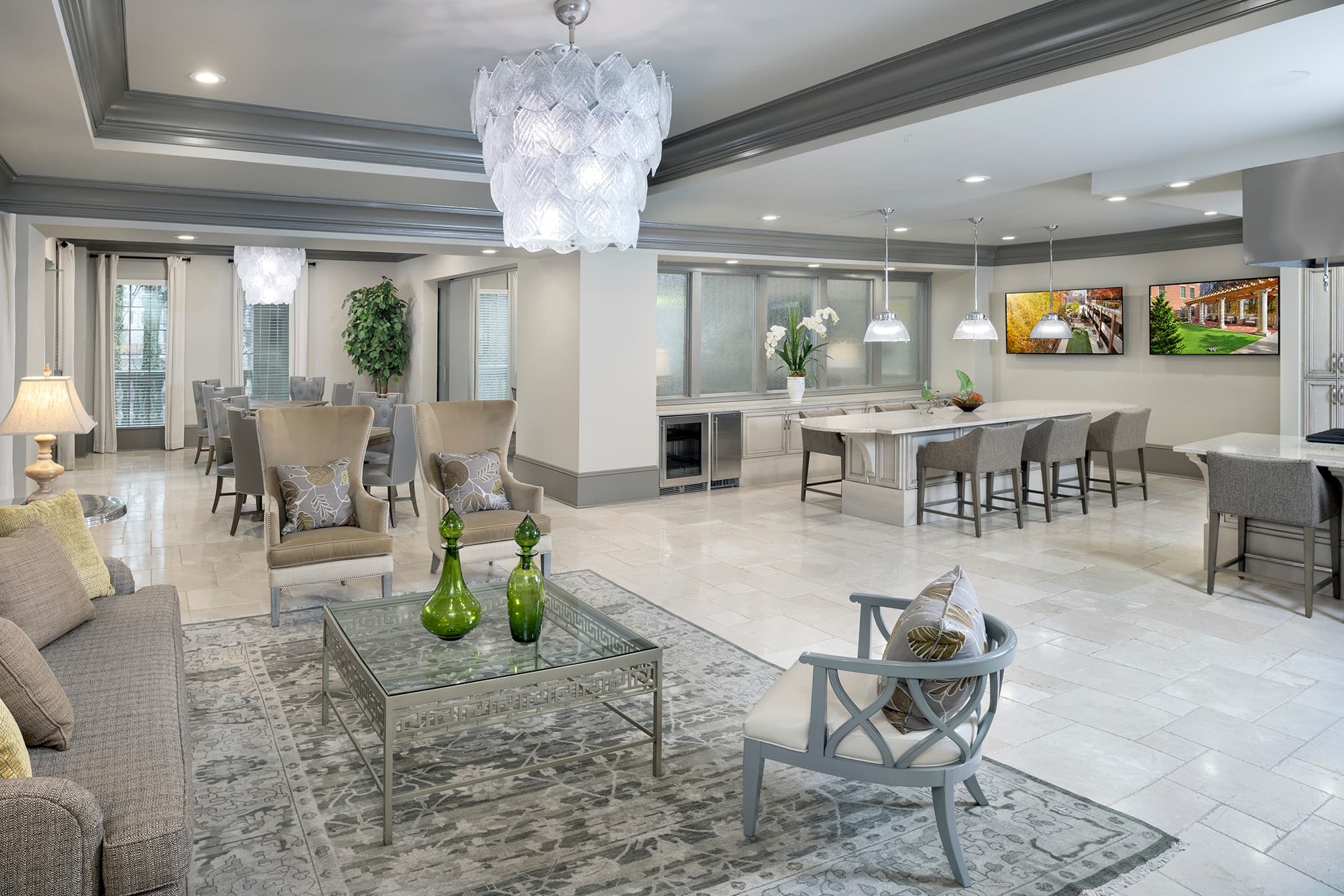 Resident Lounge with Catering Kitchen in the Towers