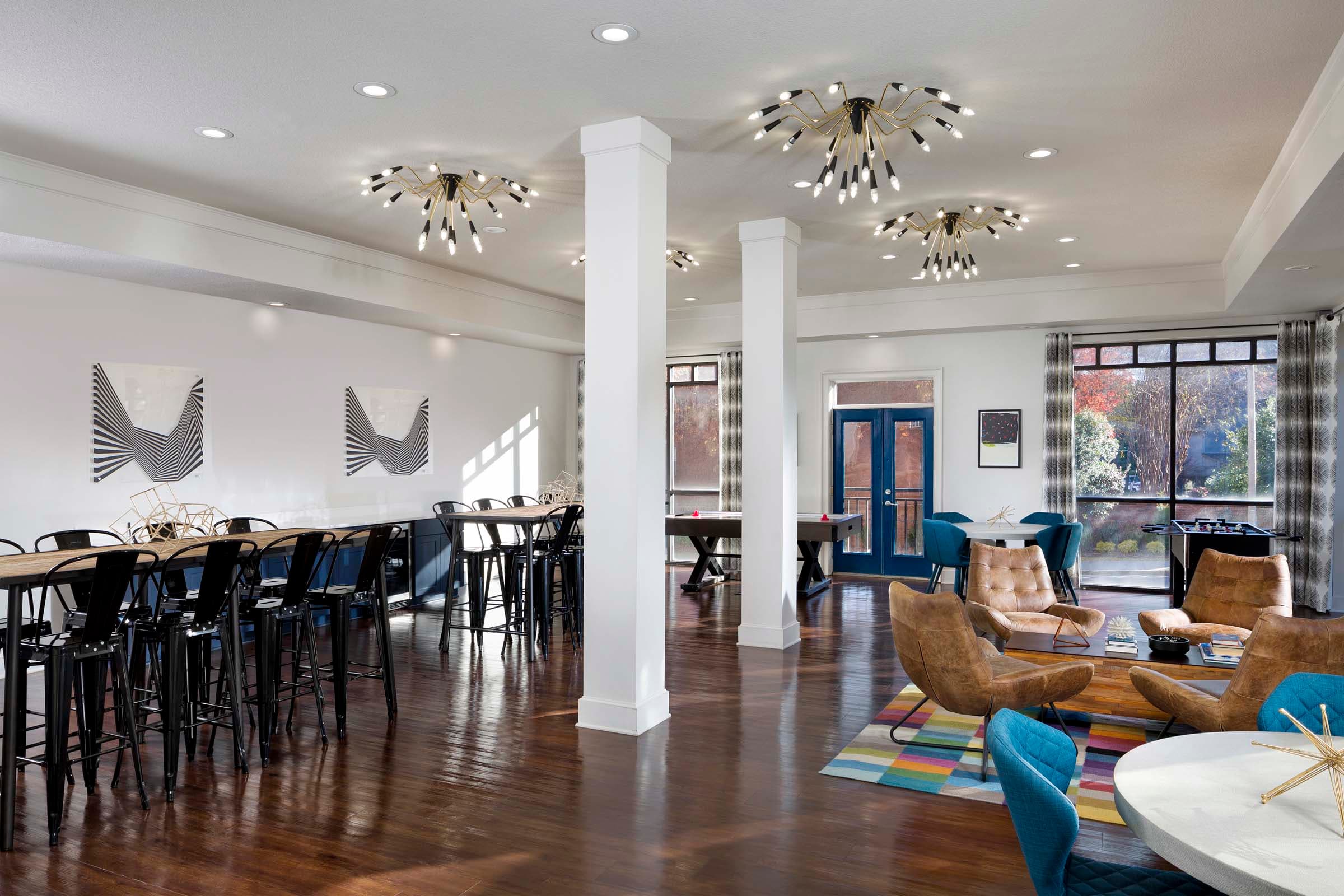 Social Lounge with Cloud Printer and WiFi