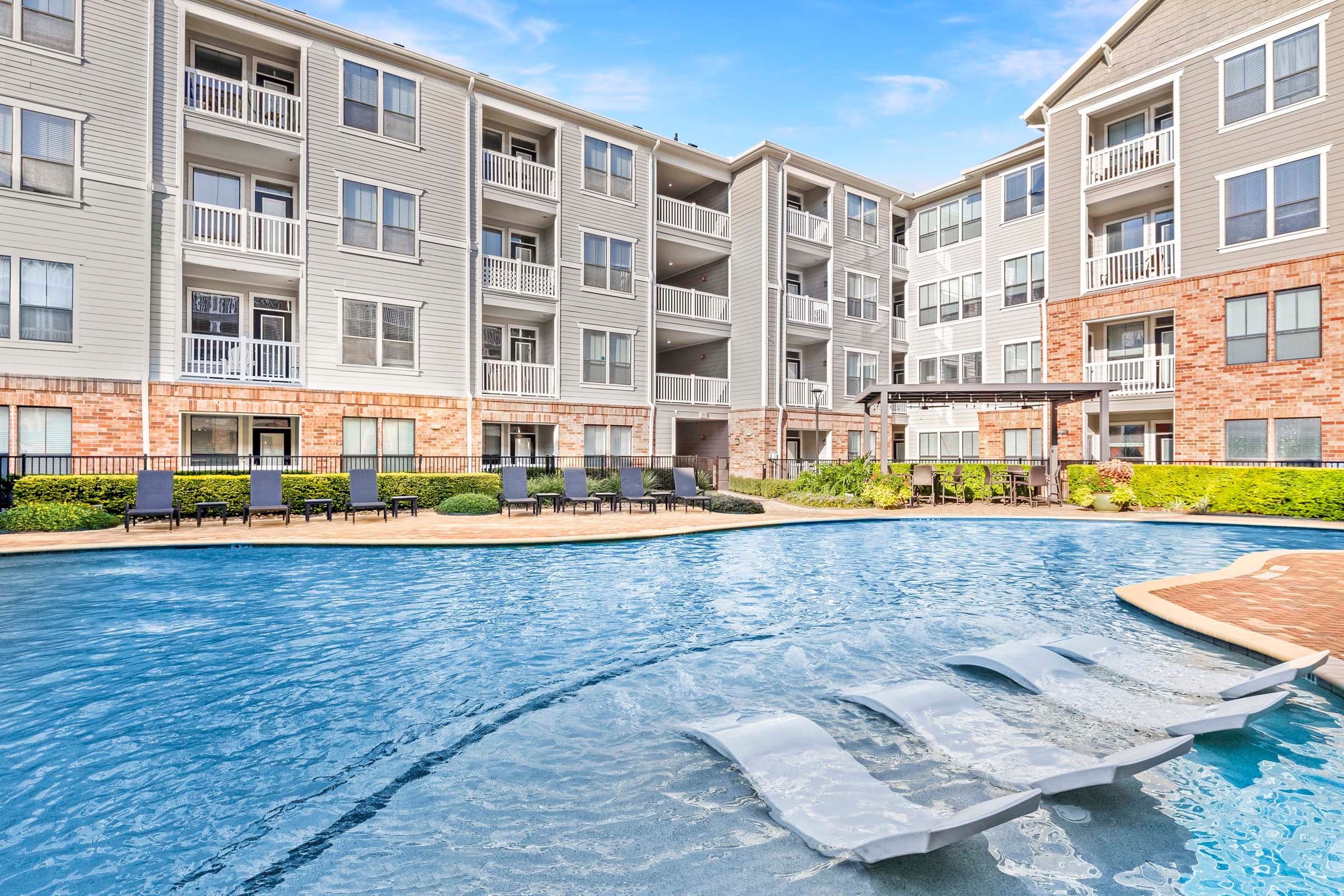 In-Water Loungers on the Tanning Ledge